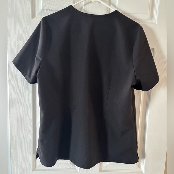 Figs Womens 1 Pocket Catarina Scrub Top in Black Size Large - Picture 3 of 4